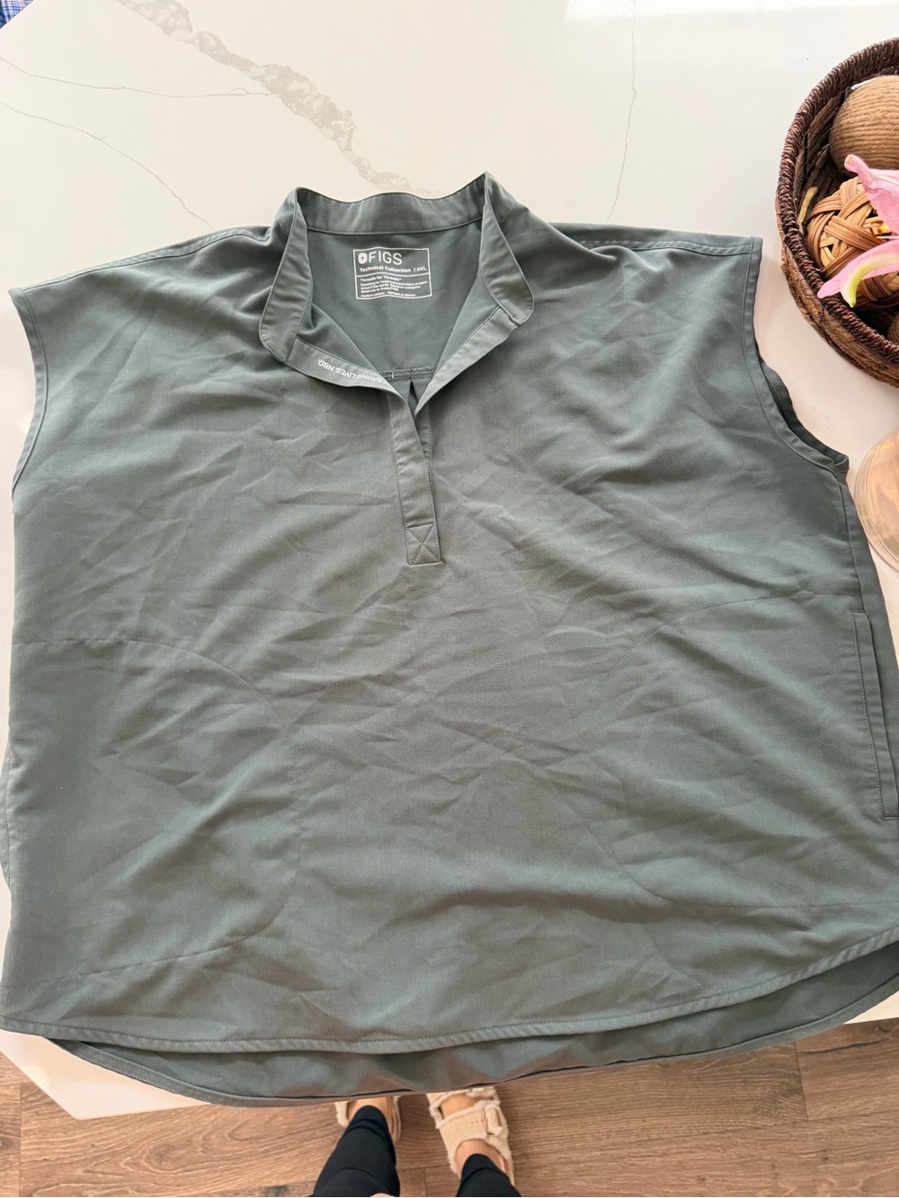 FIGS Rafaela Scrub Top Women's XXL Olive Green Technical Collection